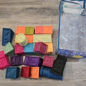 B. Surprised Toys Educational Baby Blocks Squeeze Squeaks‎ Architectural Sensory